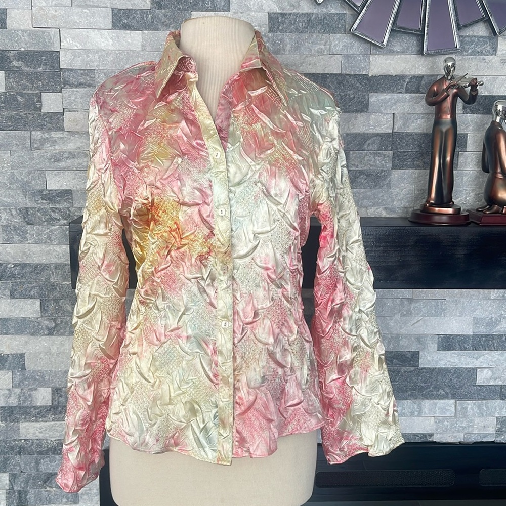 M MILANO long sleeves womens size M collared button up shirt